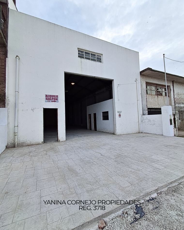 GALPONES EN ALQUILER | LIBERTAD AL 8400