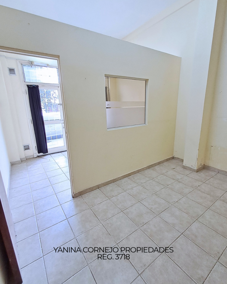 Local - Catamarca 4300