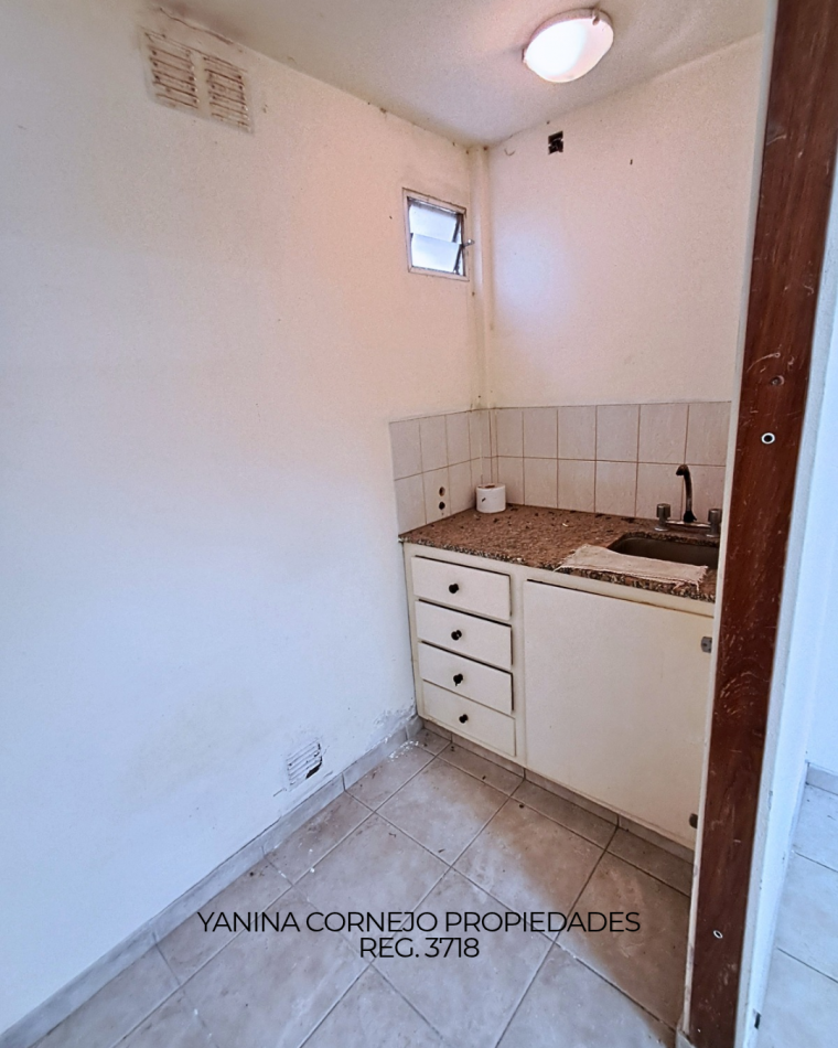 Local - Catamarca 4300