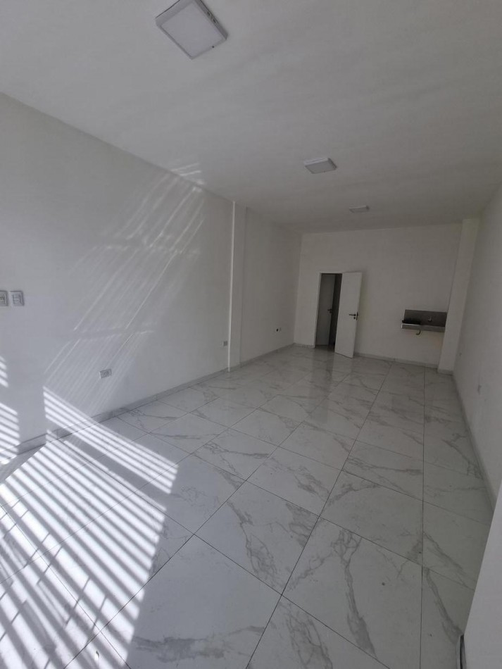 ¡Excelente Oportunidad de Inversion! Local Comercial a Estrenar Super Luminoso