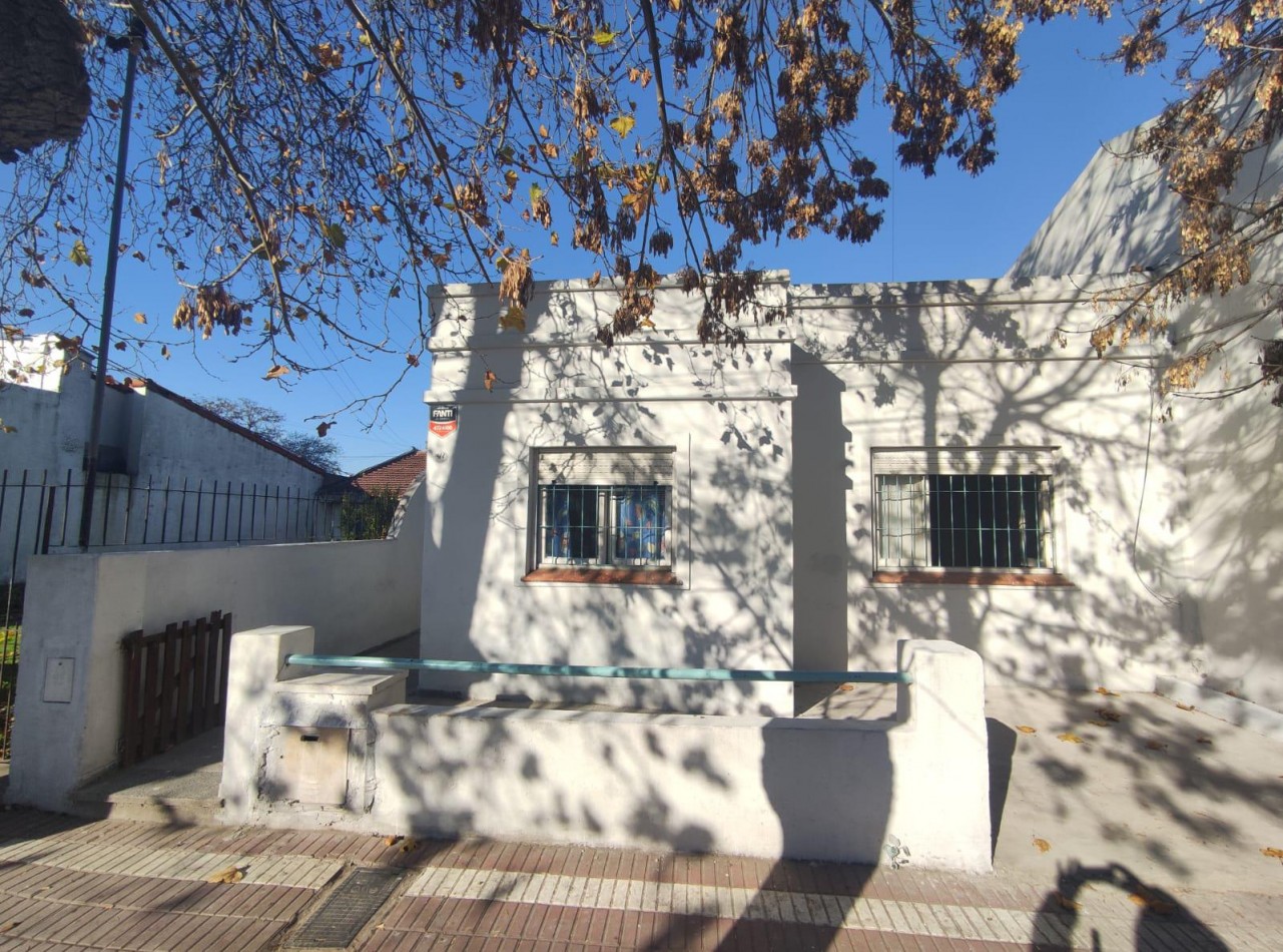 Venta Casa 3 Ambientes Estacion Ferrocarril