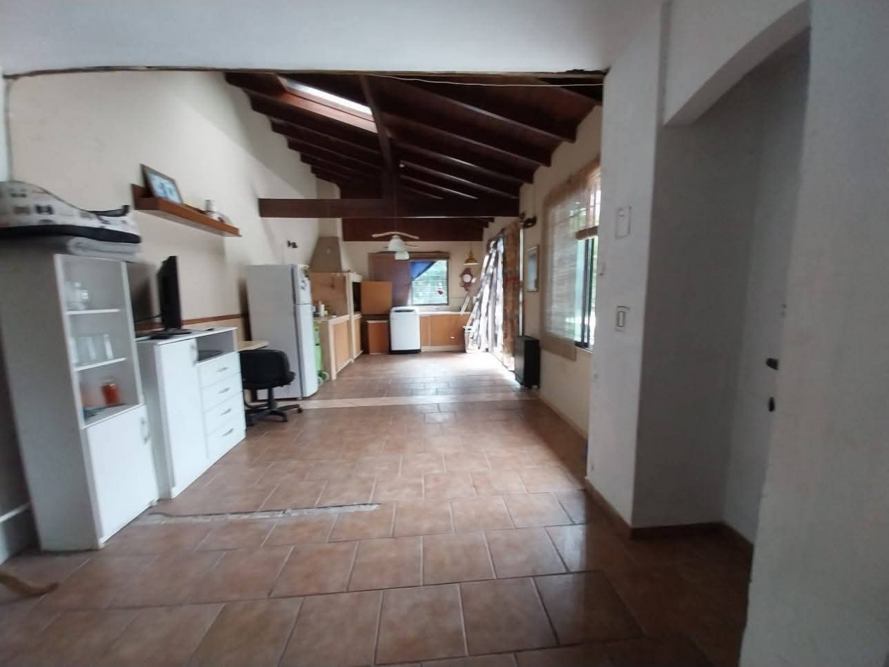 IMPRESIONANTE  CHALET EN PARQUE LURO