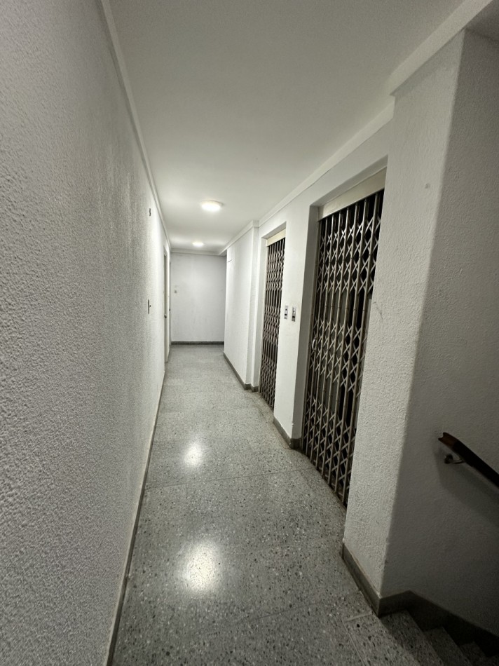 Venta departamento 2 ambientes centro