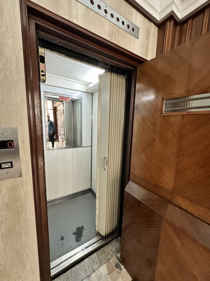 Venta departamento 2 ambientes centro