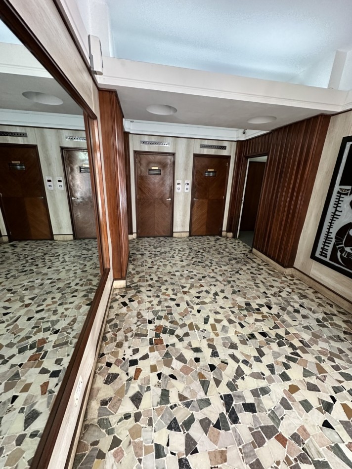 Venta departamento 2 ambientes centro