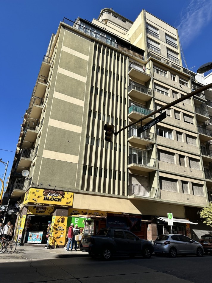 Venta departamento 2 ambientes centro