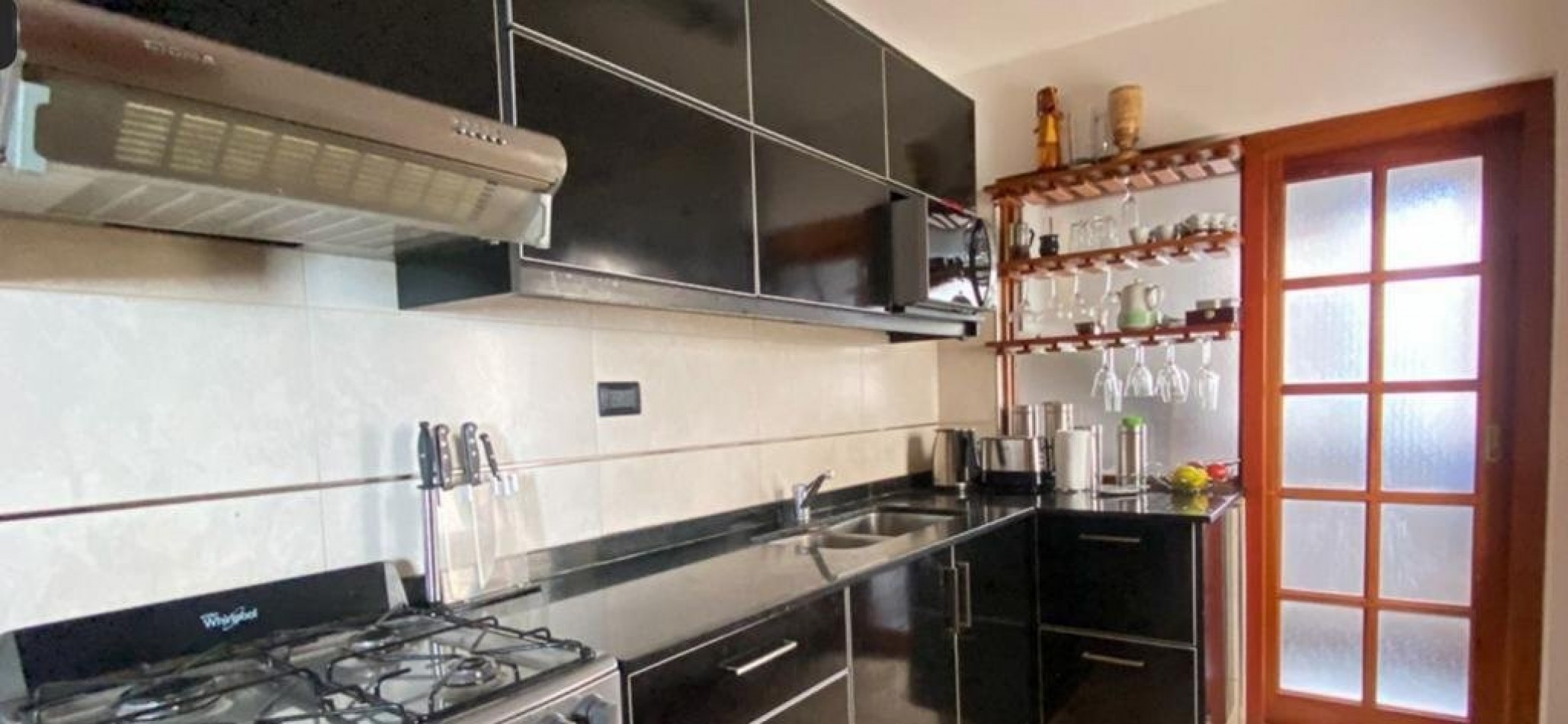 DEPARTAMENTO EN DUPLEX 5 AMBIENTES. VISTA AL MAR. LA PERLA. MAR DEL PLATA.