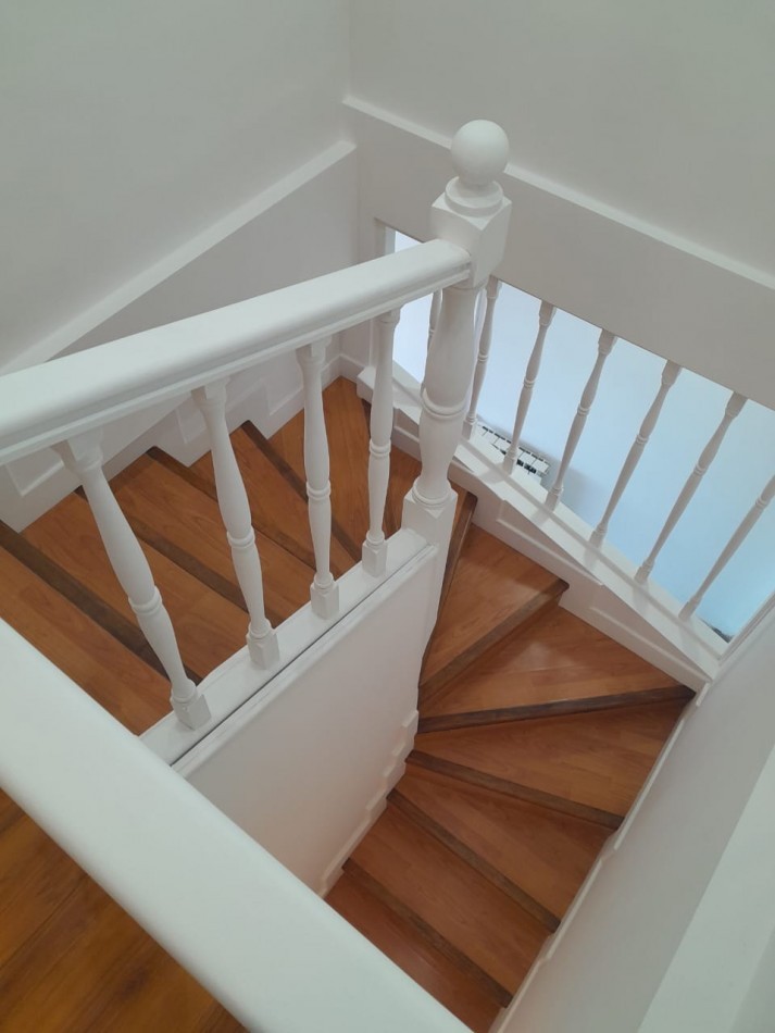 DEPARTAMENTO EN DUPLEX 5 AMBIENTES. VISTA AL MAR. LA PERLA. MAR DEL PLATA.