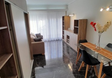 DEPTO 2 AMB CON DEPENDENCIA Y BALCON. 