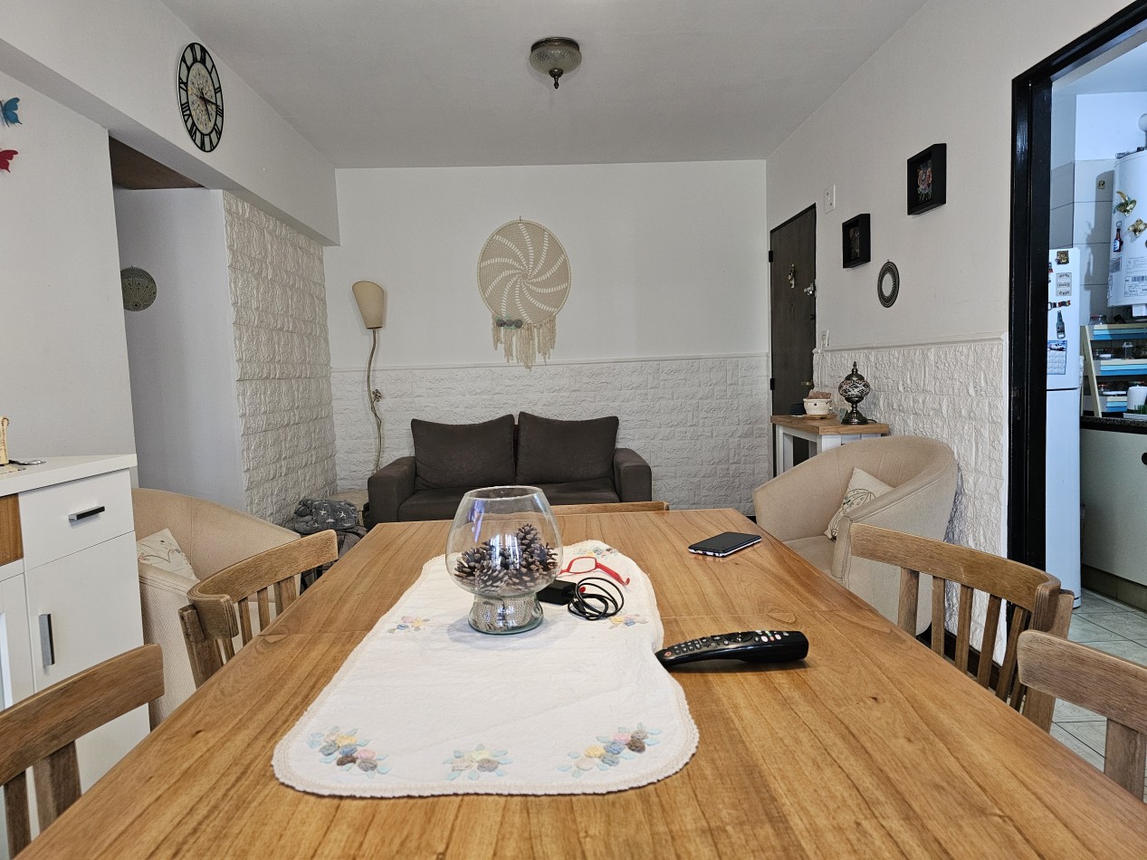 DEPARTAMENTO 4 AMBIENTES AL FRENTE CON PATIO APTO CREDITO