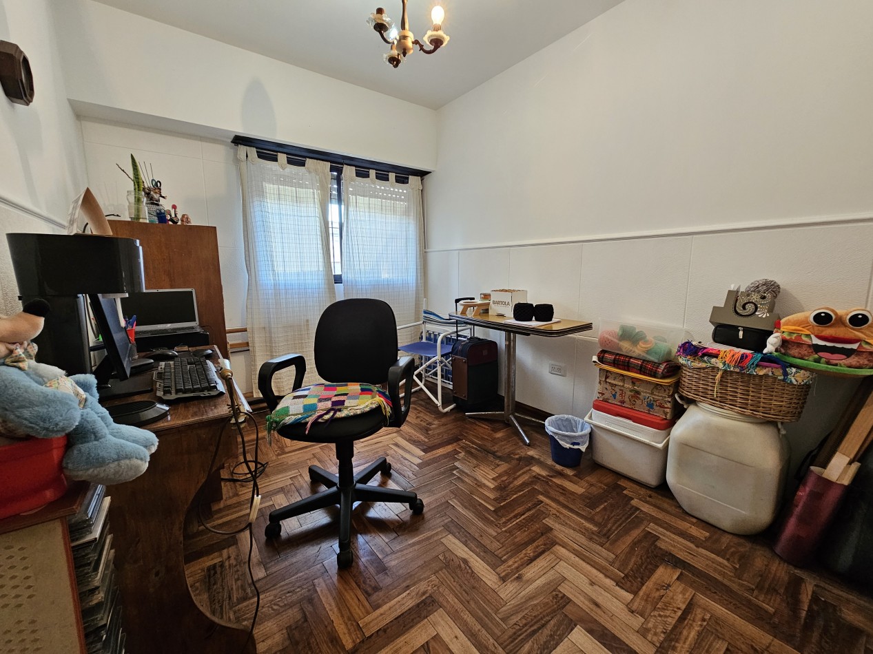 DEPARTAMENTO 4 AMBIENTES AL FRENTE CON PATIO APTO CREDITO