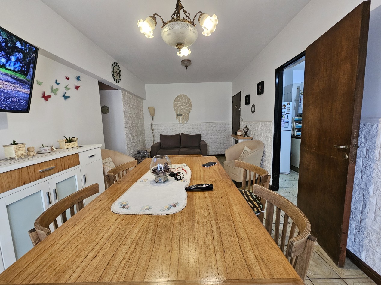 DEPARTAMENTO 4 AMBIENTES AL FRENTE CON PATIO APTO CREDITO