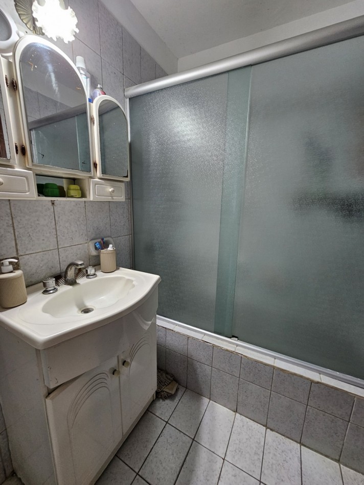 DEPARTAMENTO 4 AMBIENTES AL FRENTE CON PATIO APTO CREDITO