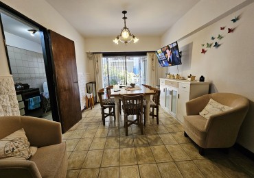 DEPARTAMENTO 4 AMBIENTES AL FRENTE CON PATIO APTO CREDITO